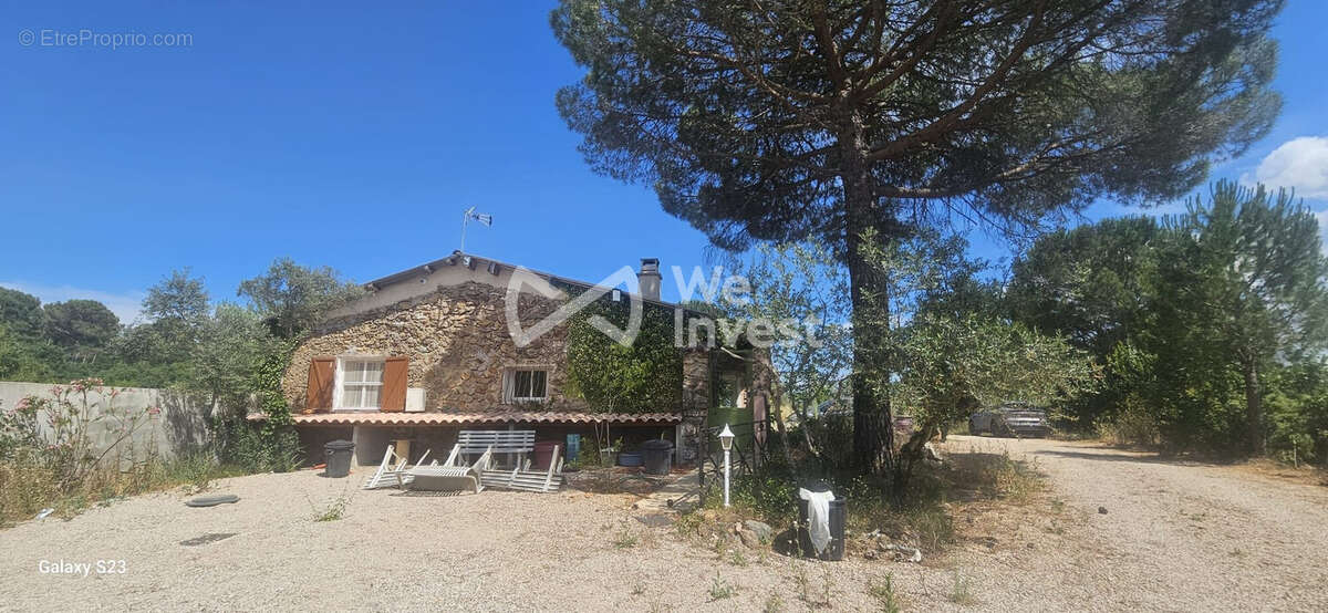 Maison 105 m² à Saint-Maximin-La-Sainte-Baume  - photo 8