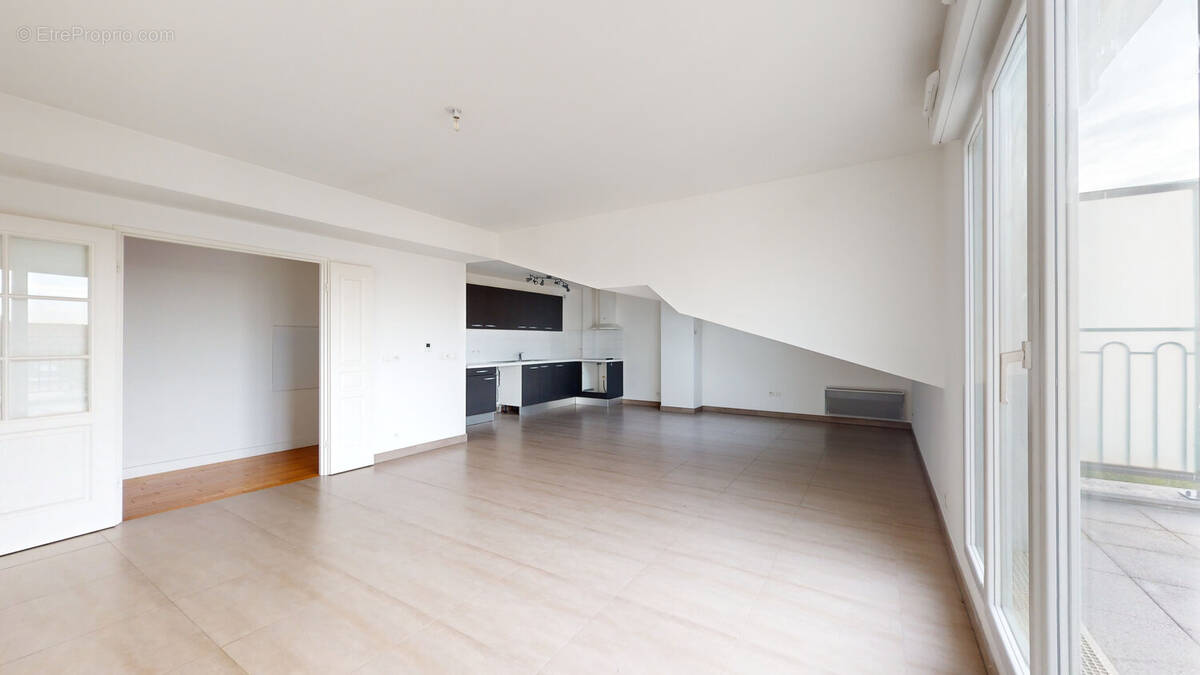 Appartement à LE PERREUX-SUR-MARNE