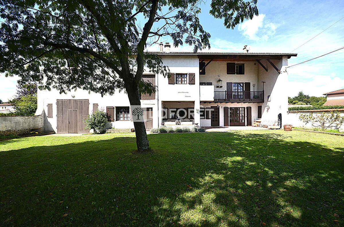 Maison à BOURG-SAINT-CHRISTOPHE