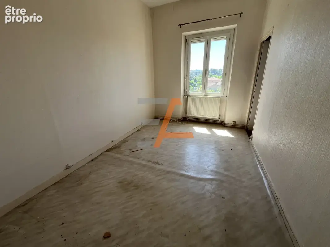 Maison avec extérieur à rénover entièrement - photo 10