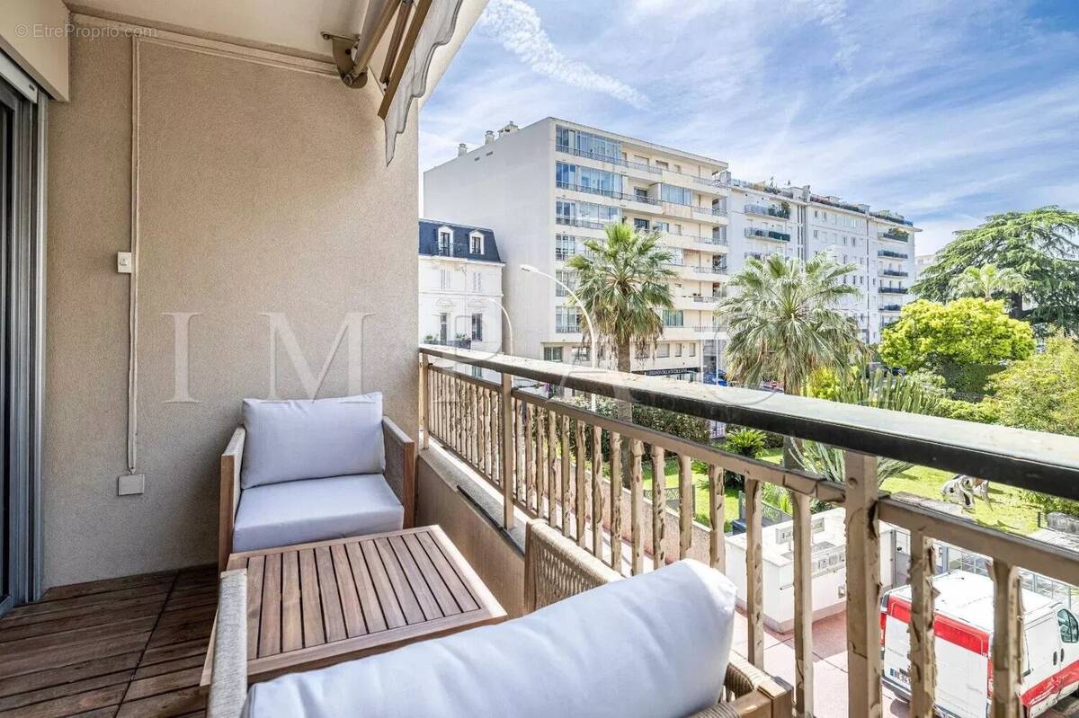 Appartement à CANNES