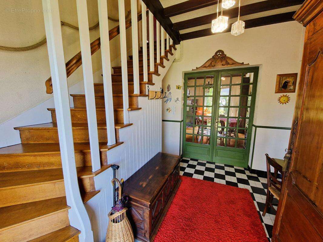 Maison à VOUNEUIL-SOUS-BIARD