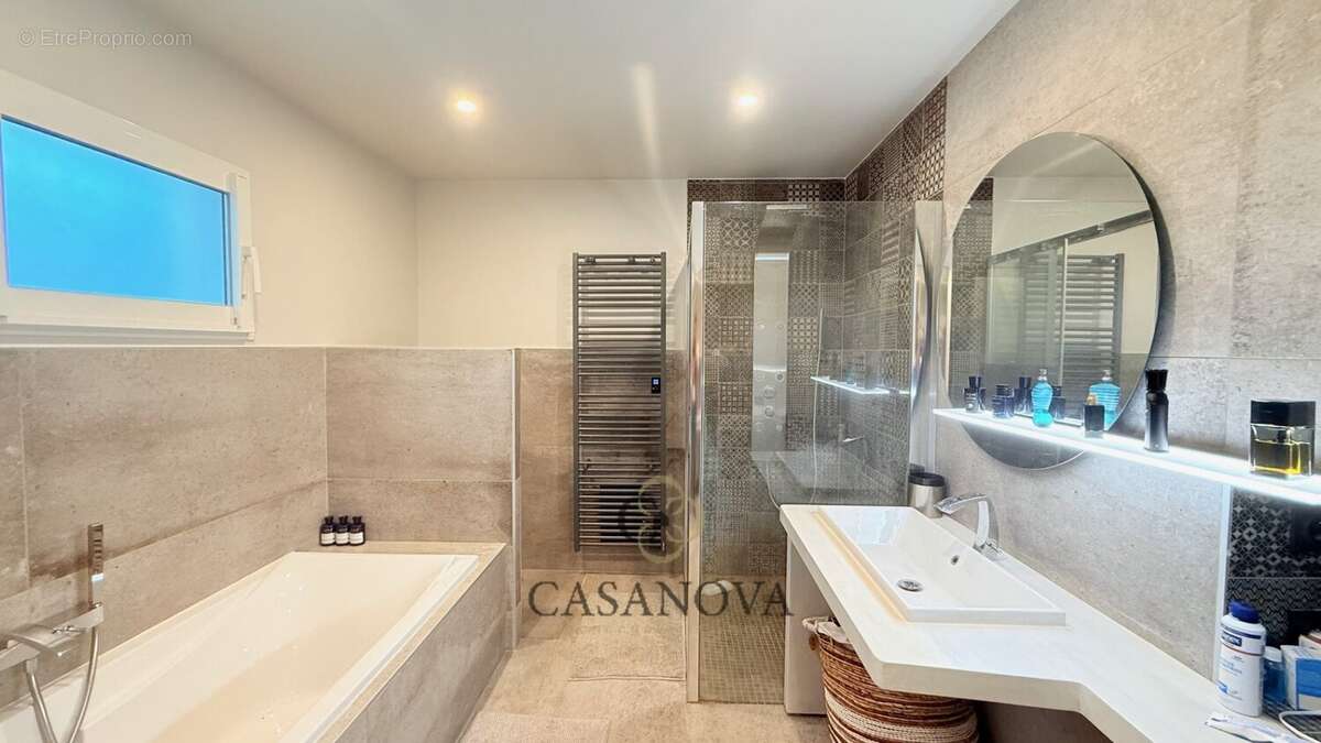 Appartement à CANDILLARGUES