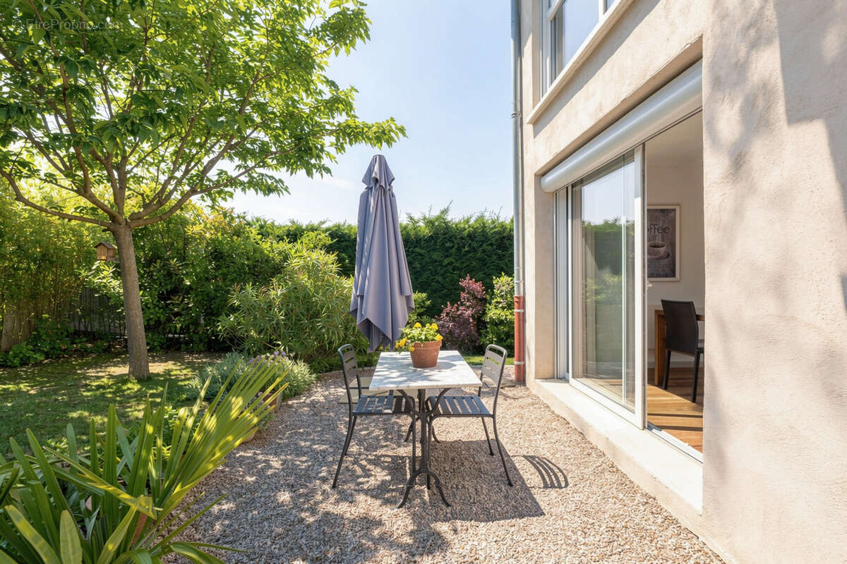 Maison à CRAPONNE