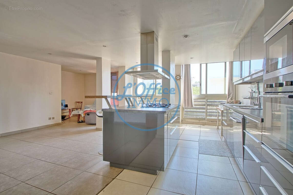 Appartement 87 m² à La Valette-Du-Var  - photo 3