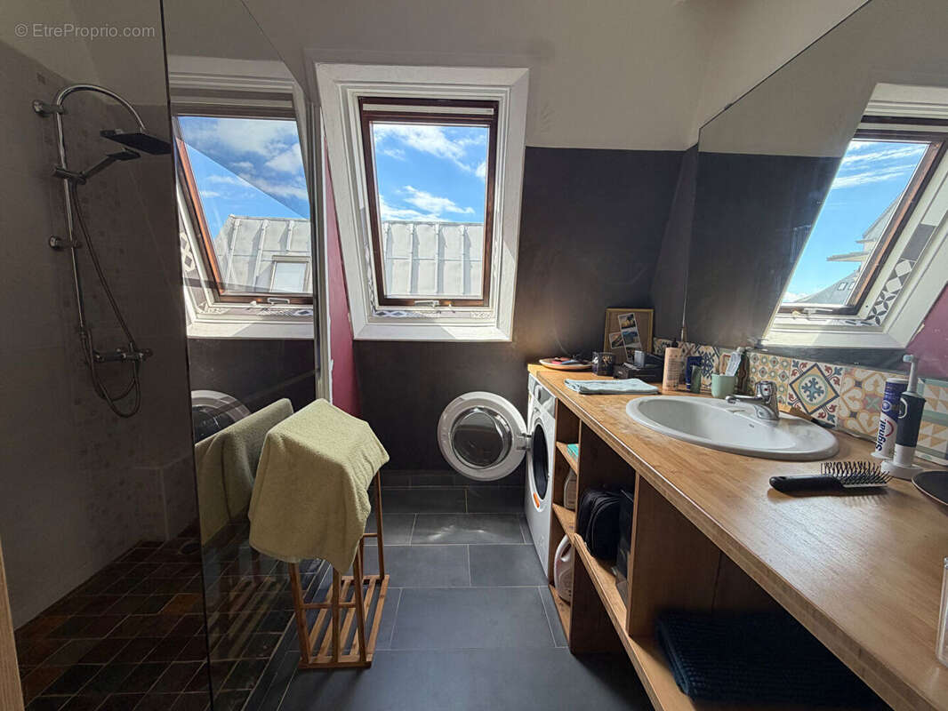 Appartement à SAINT-DENIS
