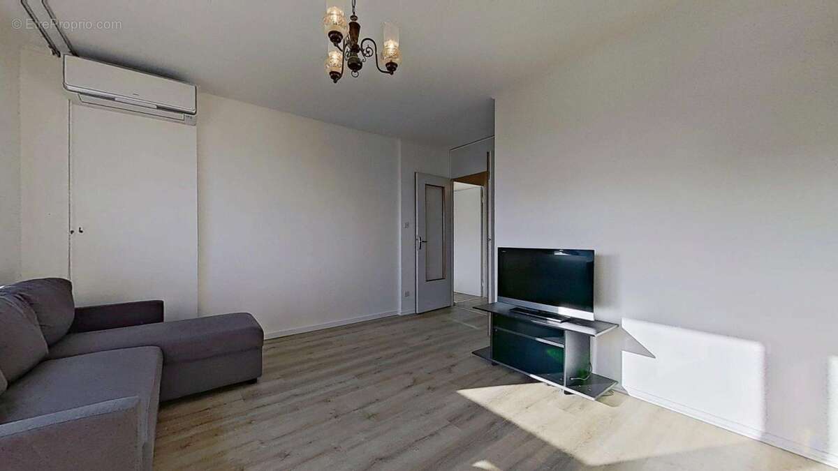 Appartement à OULLINS