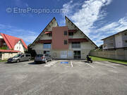 Appartement à REMIRE-MONTJOLY