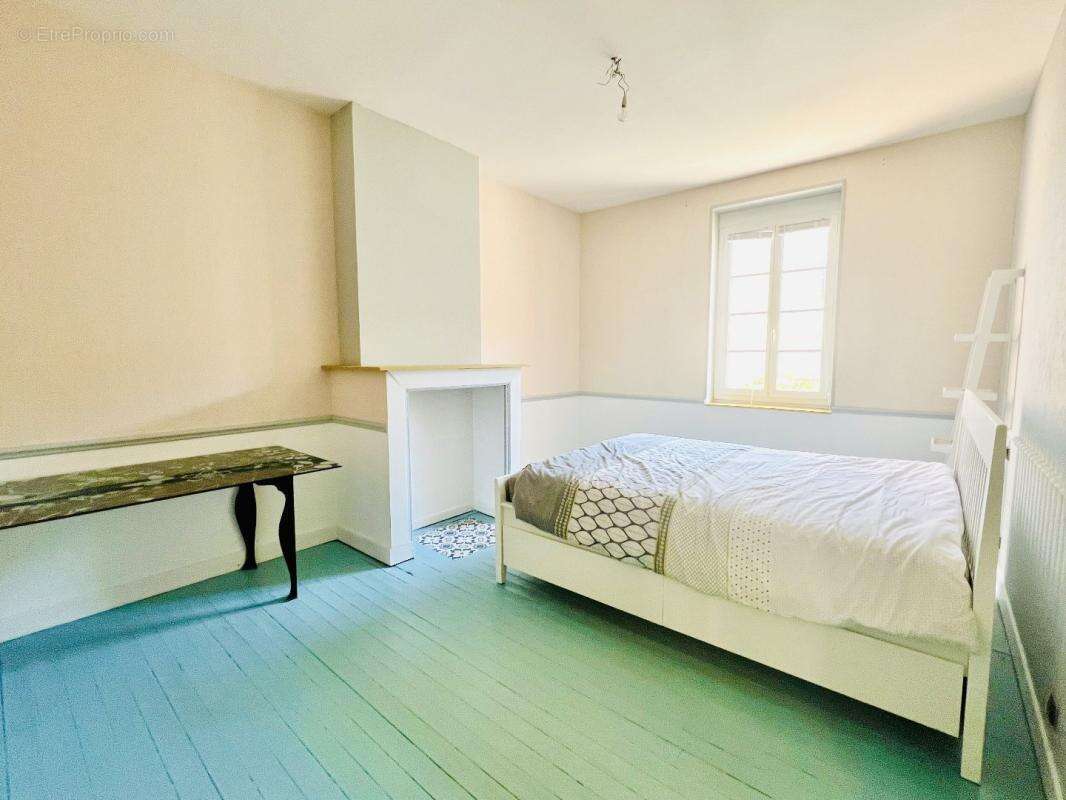 Maison à SAINT-JUERY