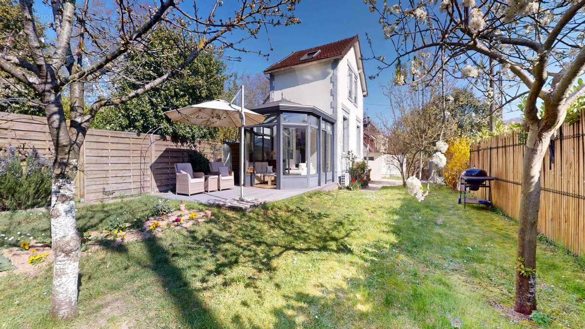 Maison à MONTIGNY-LES-CORMEILLES