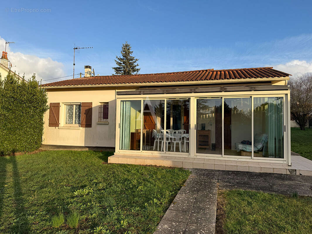 Maison à ANGLES