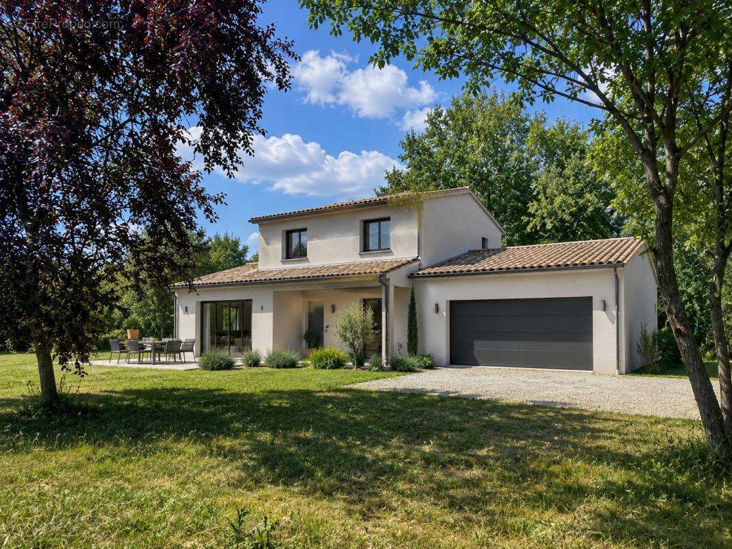 Terrain viabilisé 1574 m² - Proche Cazères - photo 3
