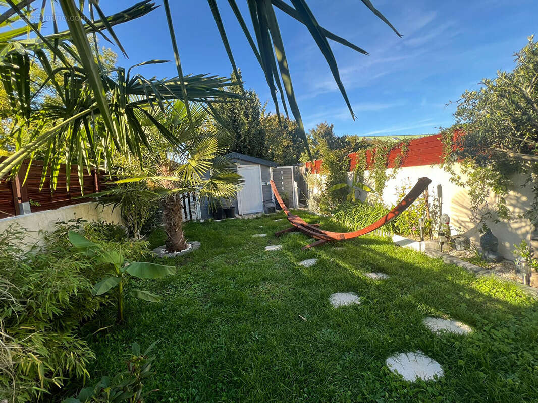 Maison à SAINT-MAURICE-LA-CLOUERE