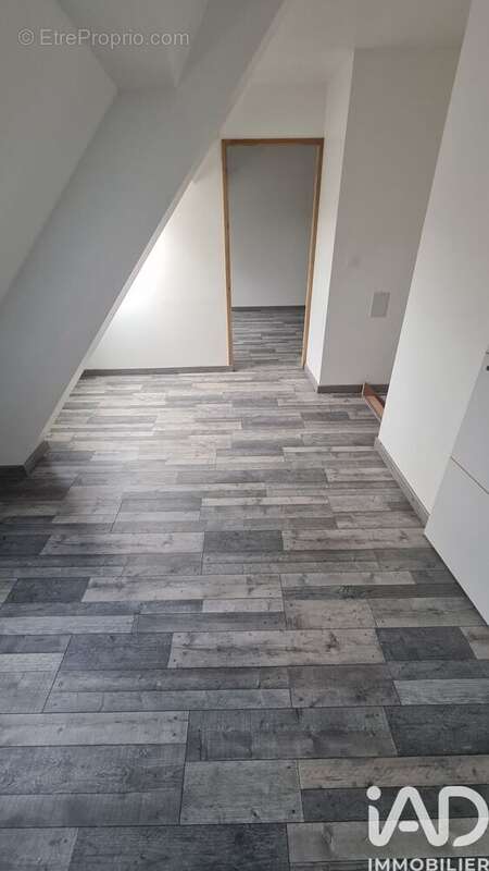 Maison 72 m² à Gy-Les-Nonains  - photo 4