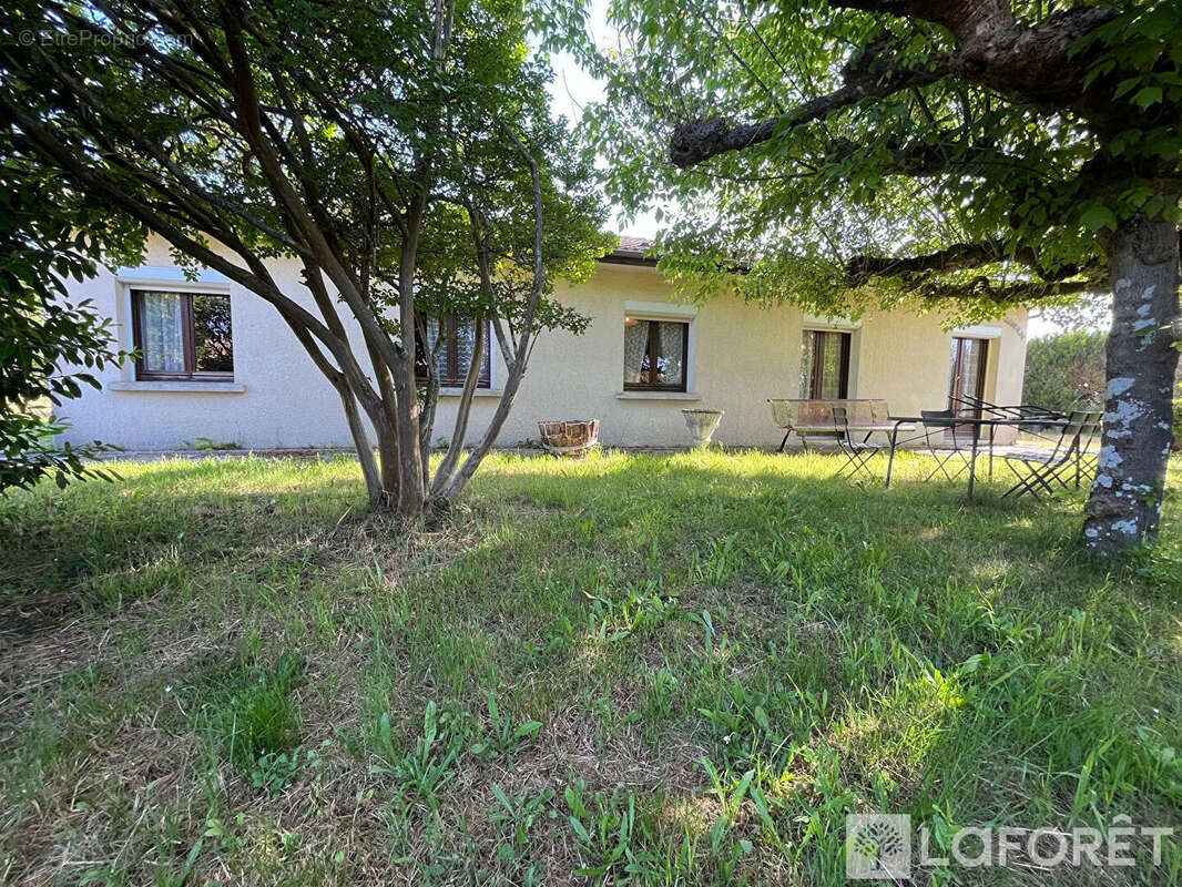 Maison à SAINT-ANDRE-DE-CUBZAC