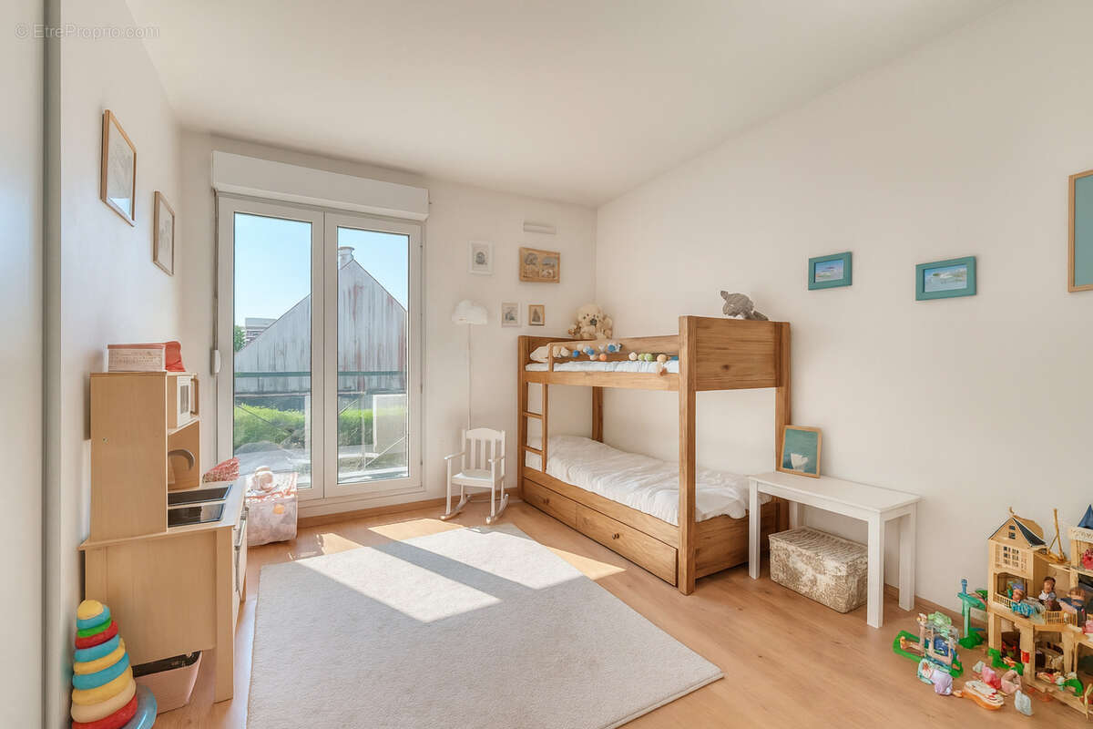 Maison à VOISINS-LE-BRETONNEUX