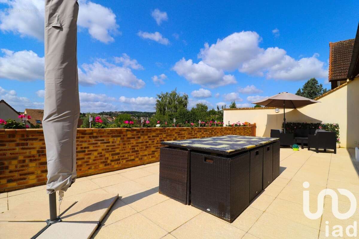 Photo 2 - Maison à LINAS