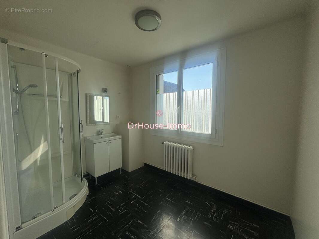 Maison 152 m² à Nogent-Le-Rotrou  - photo 98