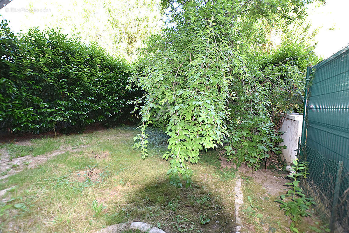 Appartement à COMBS-LA-VILLE