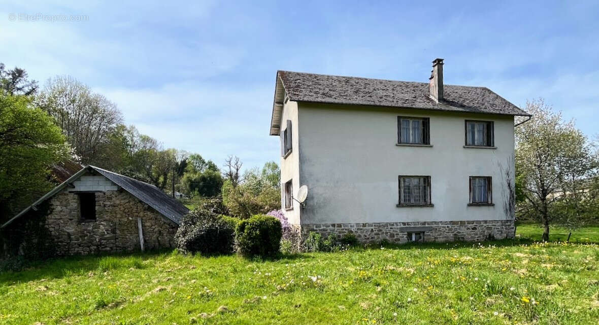Maison à ESTIVAUX