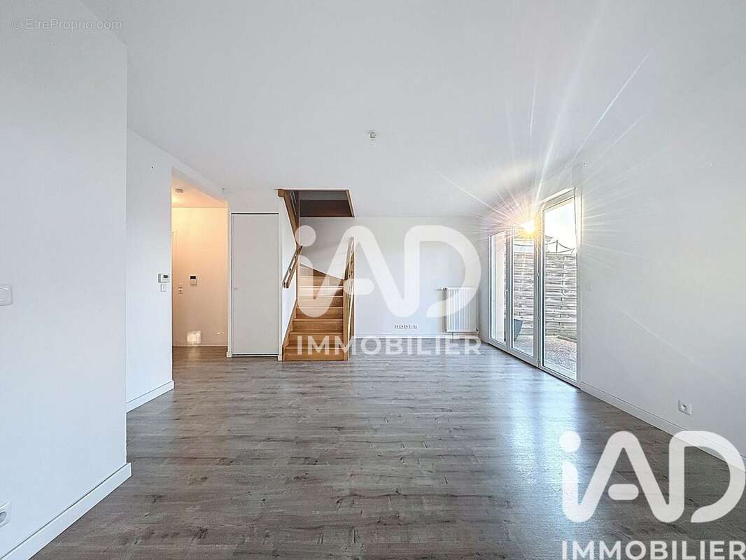 Photo 4 - Appartement à NANTEUIL-LES-MEAUX