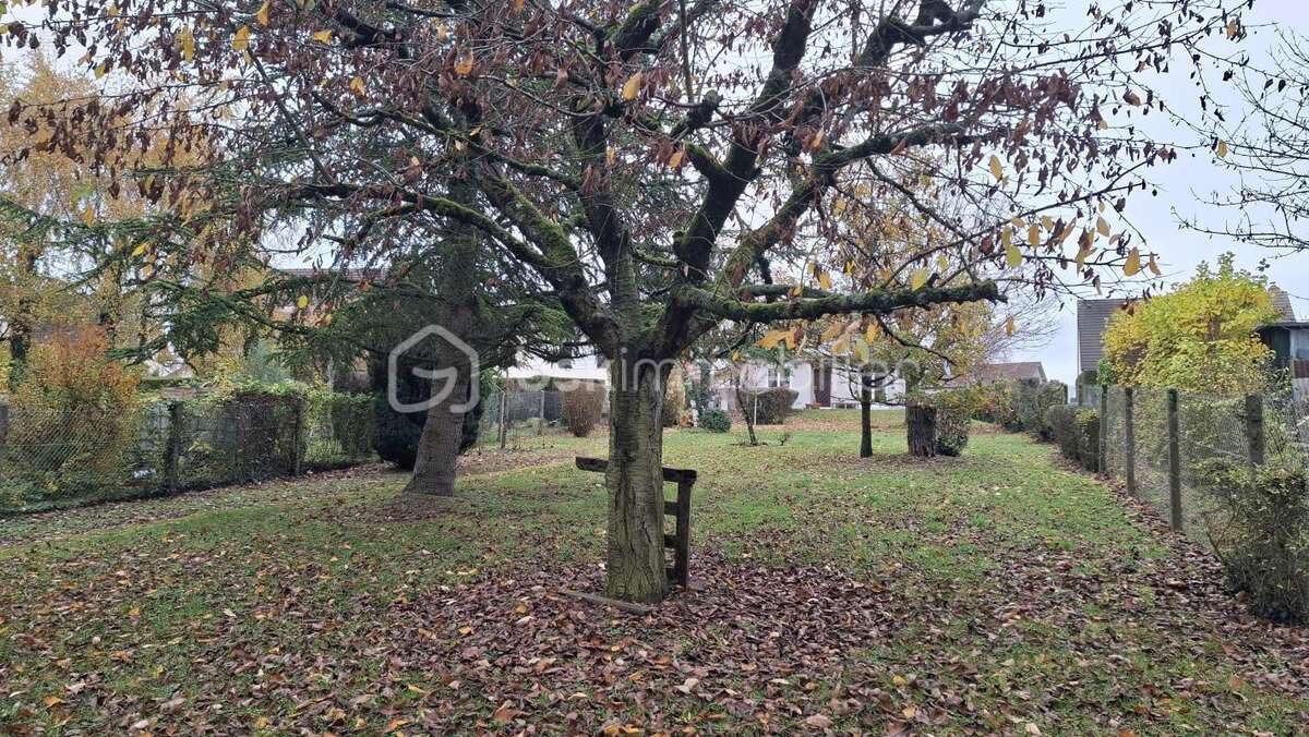 Maison à AUTRUY-SUR-JUINE