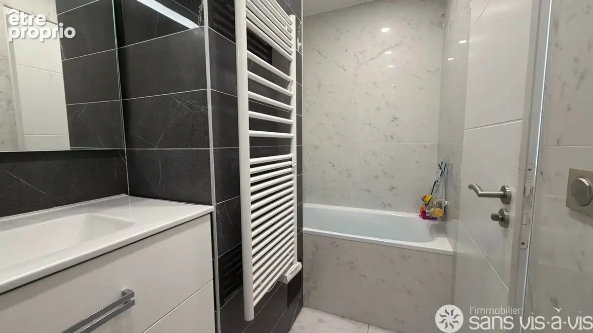 Appartement familial - 3 chambres - Vue panoramique sur Paris - photo 7