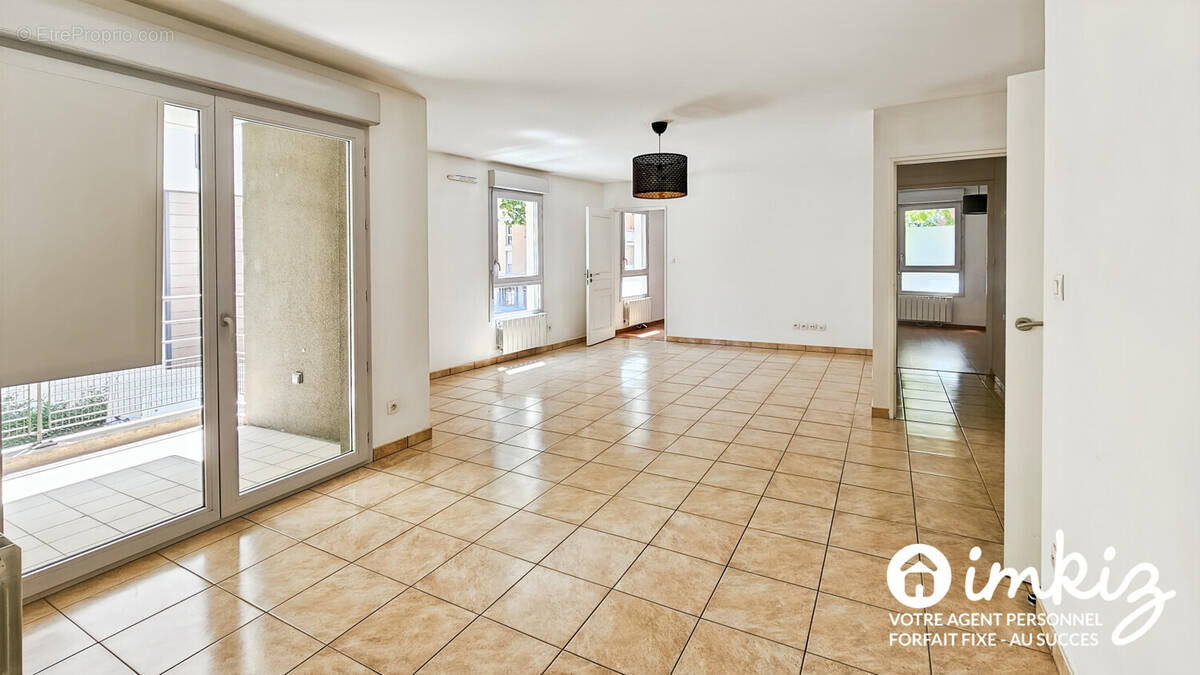 Appartement à LYON-8E