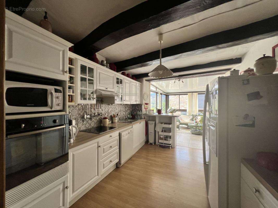 Maison 92 m² à Premian  - photo 3