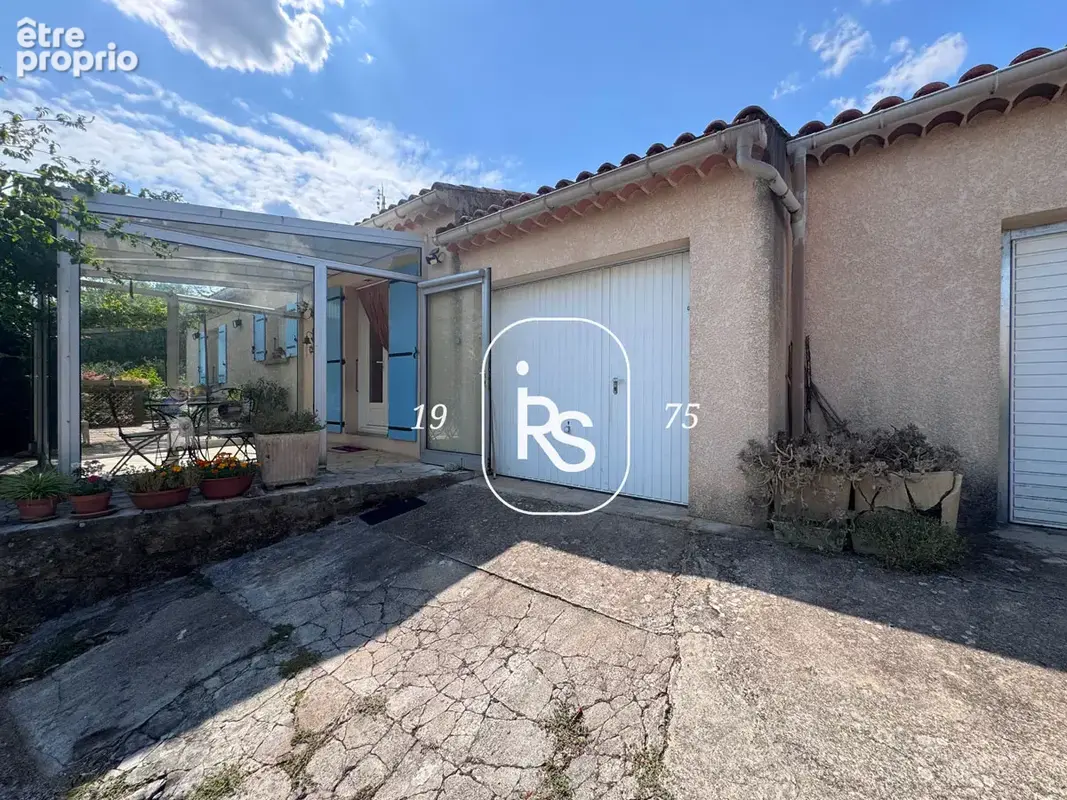 Villa de plain-pied de 78 m2 au calme avec terrain plat, et deux garages. - photo 15