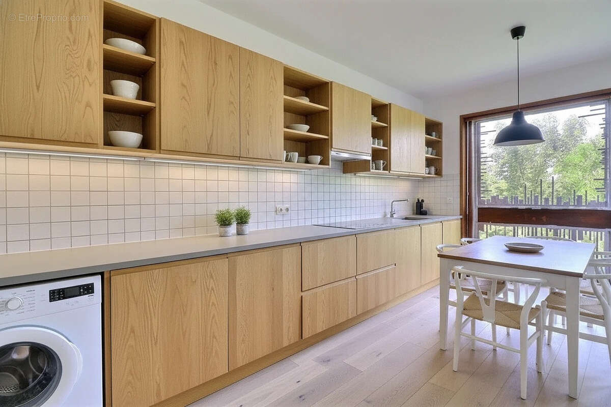 Dernier etage - residence standing - cave - parking - photo 3