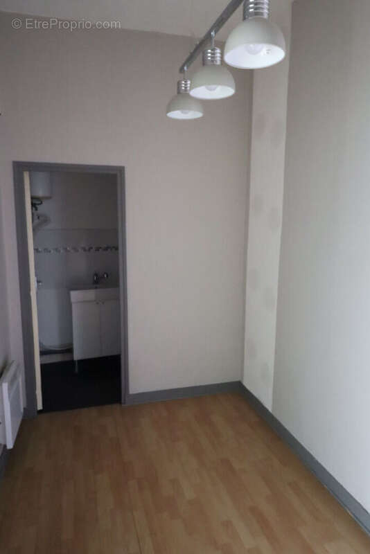 Commerce à LOUVIERS