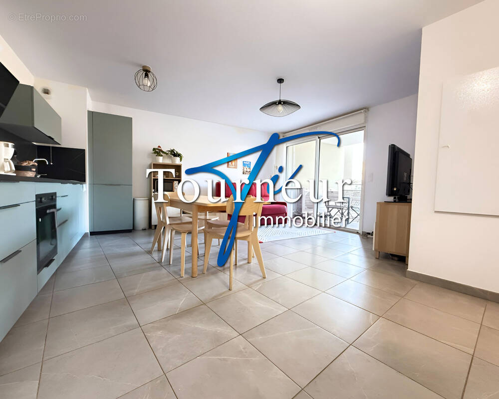 Appartement à SANARY-SUR-MER