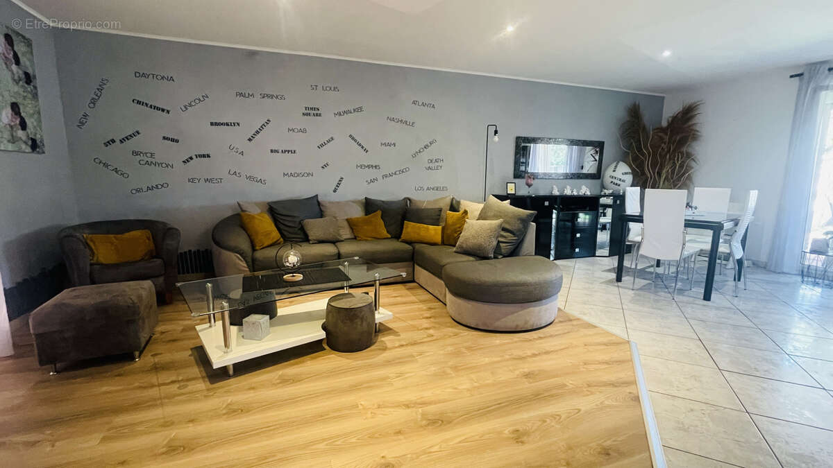 Villa T4 de 104 m2 avec piscine et jardin à Mireval - photo 5