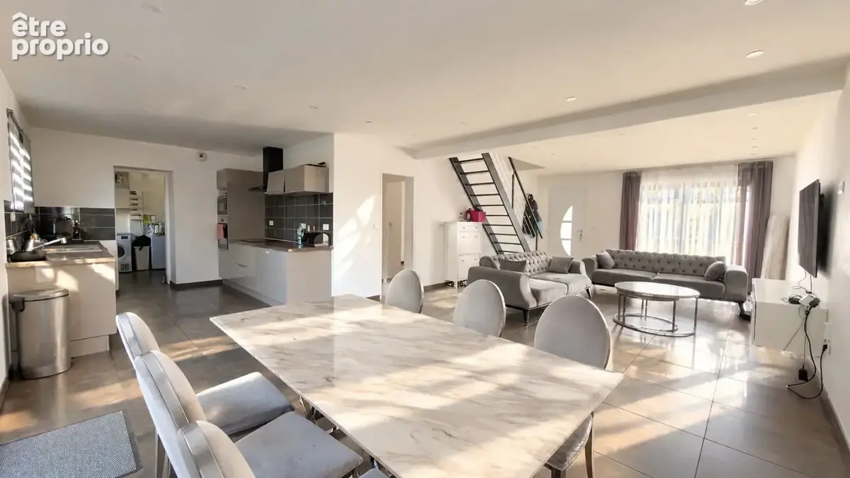 Maison 7 pièces 147 m² à vendre à Corps-Nuds (35150) - photo 2