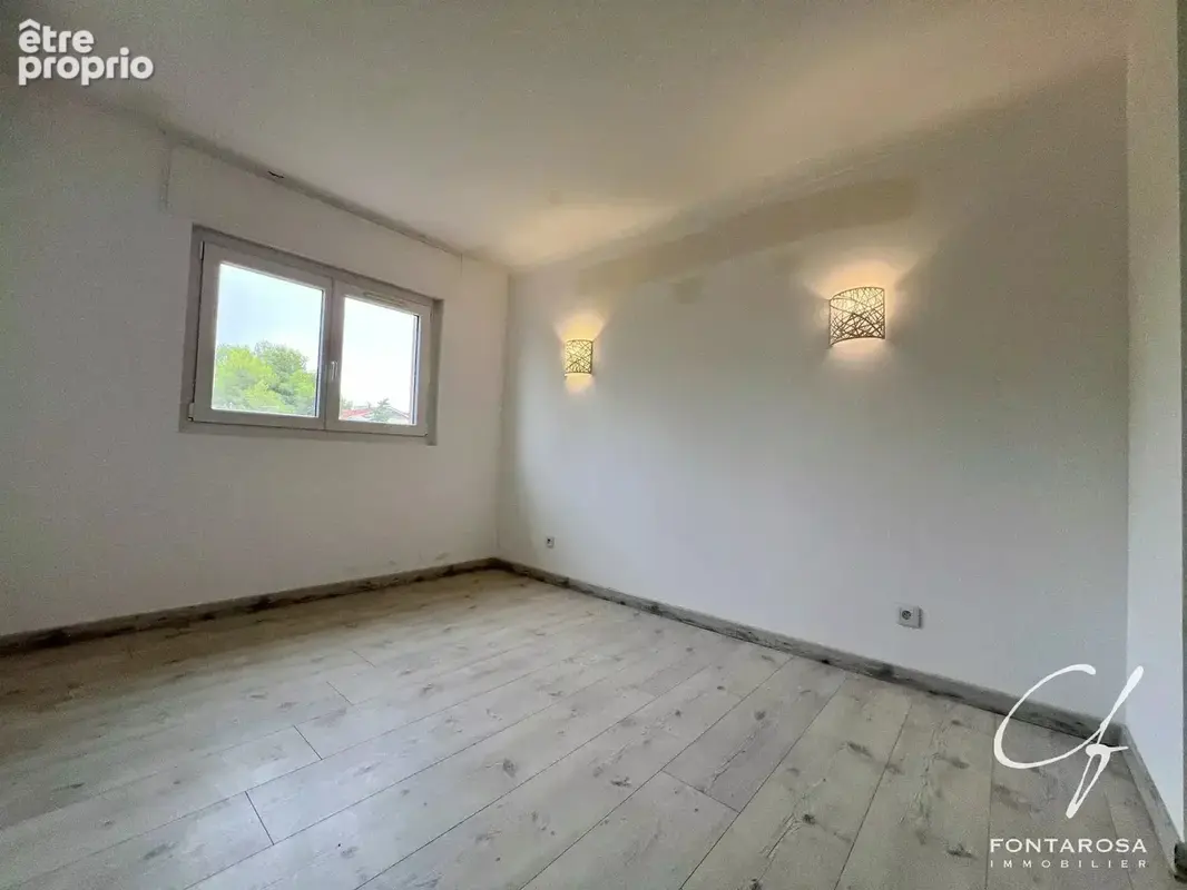 Appartement 3  pièces FRÉJUS - photo 4