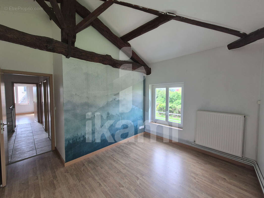 Maison à PONT-EVEQUE