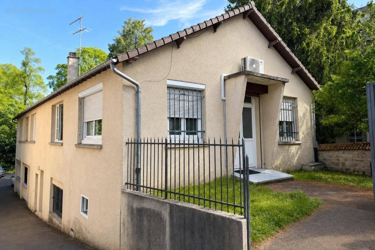 Appartement à CORBEIL-ESSONNES