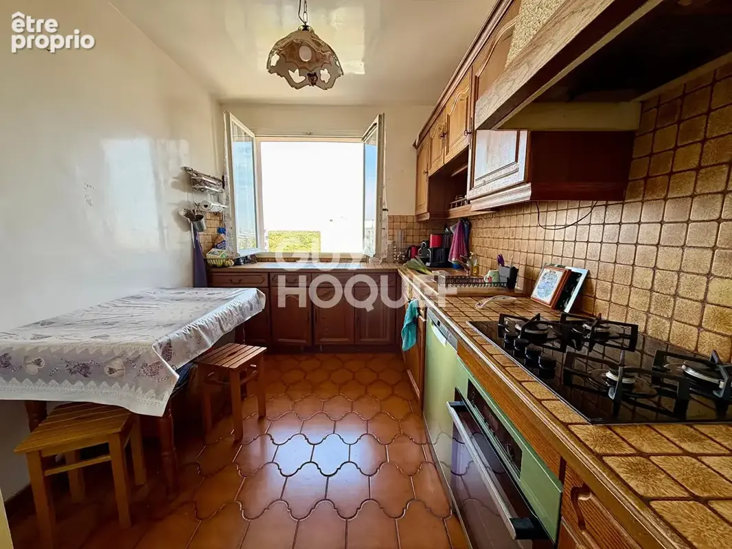 Meudon-la-forêt - 4 pièces - 77,17 m² - 10e étage - vue dégagée -terrasse, balcon, cave et parking - photo 14