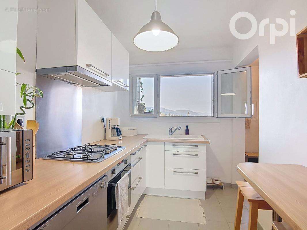 Appartement à LE PRADET