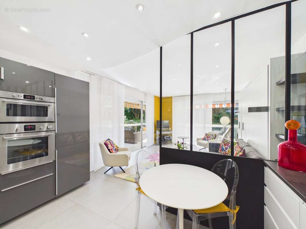 Large studio avec terrasse de 25 m2 - photo 5