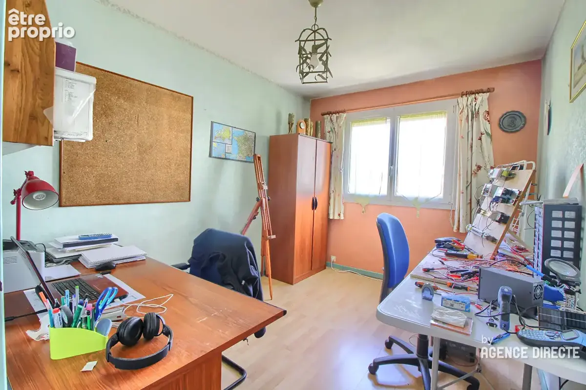 Appartement Rennes T6 - 102 m2 - Dernier étage avec balcon - cave et place de parking ! - photo 15