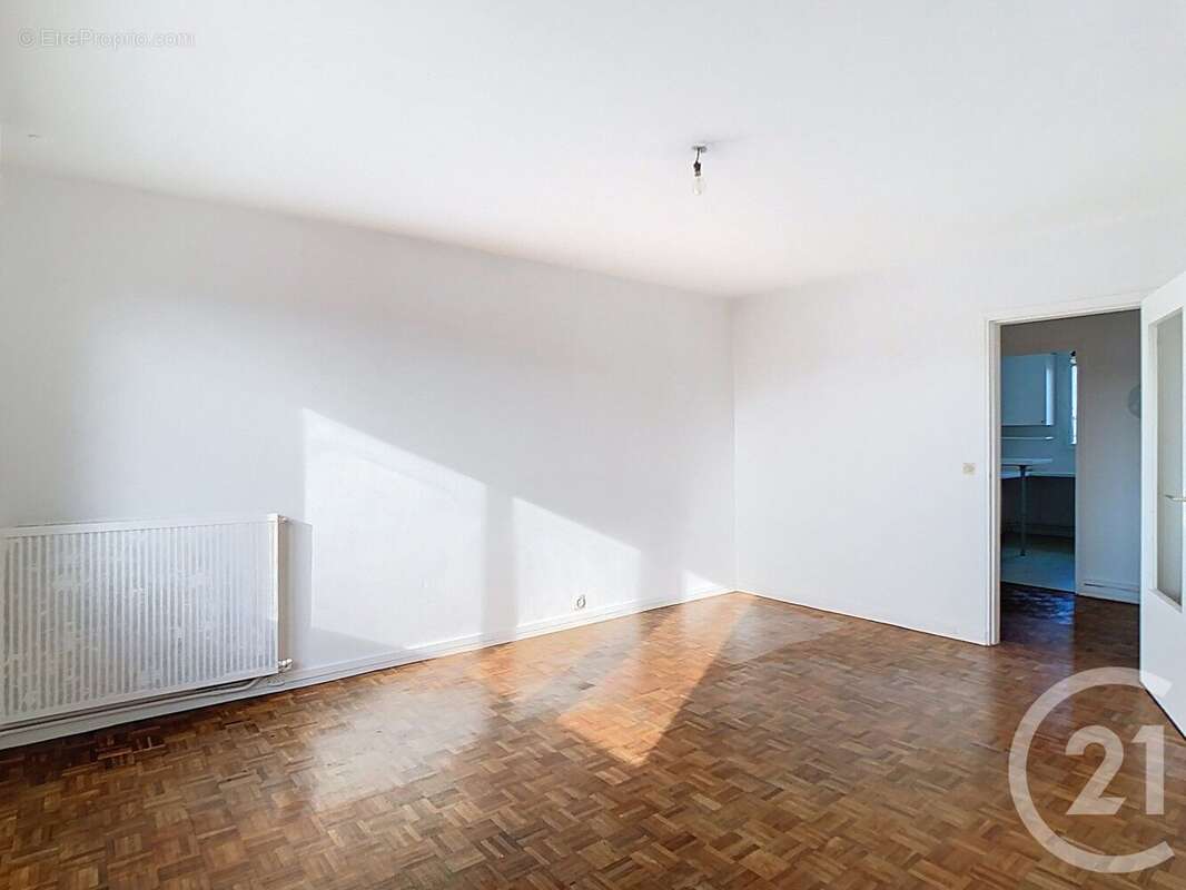 Photo 5 - Appartement à CHOISY-LE-ROI