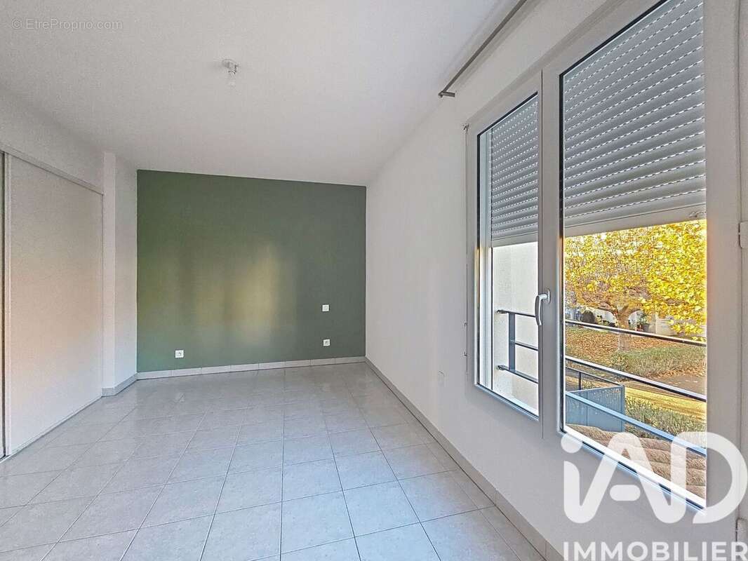 Photo 9 - Appartement à SAINT-MARTIN-DE-CRAU