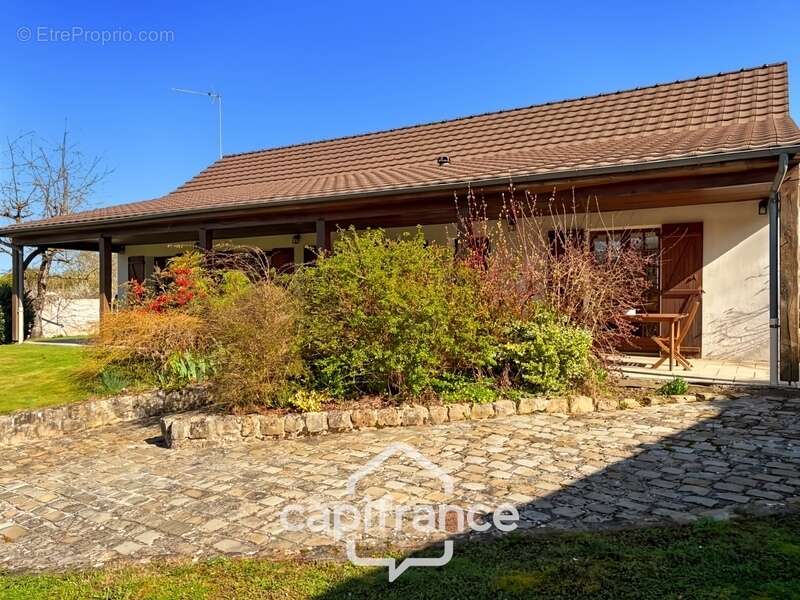 Maison à THORIGNY-SUR-MARNE