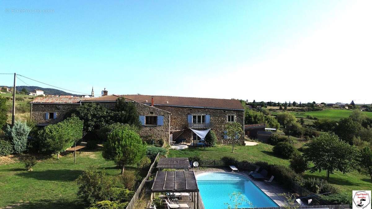 Maison 492 m² à Colombier-Le-Vieux  - photo 5