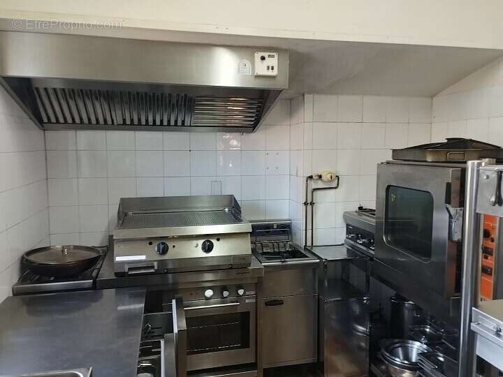 1000012099 - Commerce à LES EYZIES-DE-TAYAC-SIREUIL