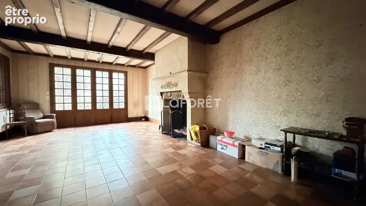 SAINTE-MENEHOULD - 210 m² - 3 chambres - photo 6