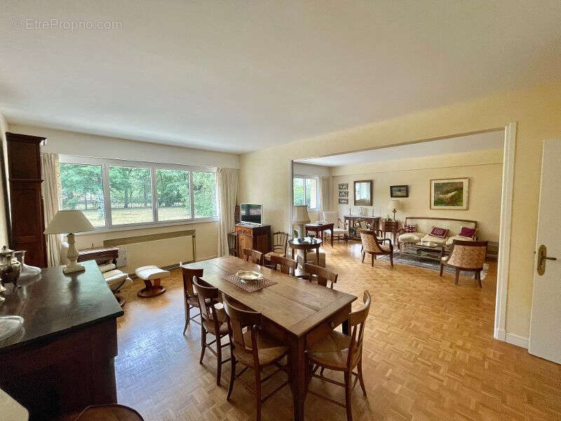 Appartement à MAISONS-LAFFITTE
