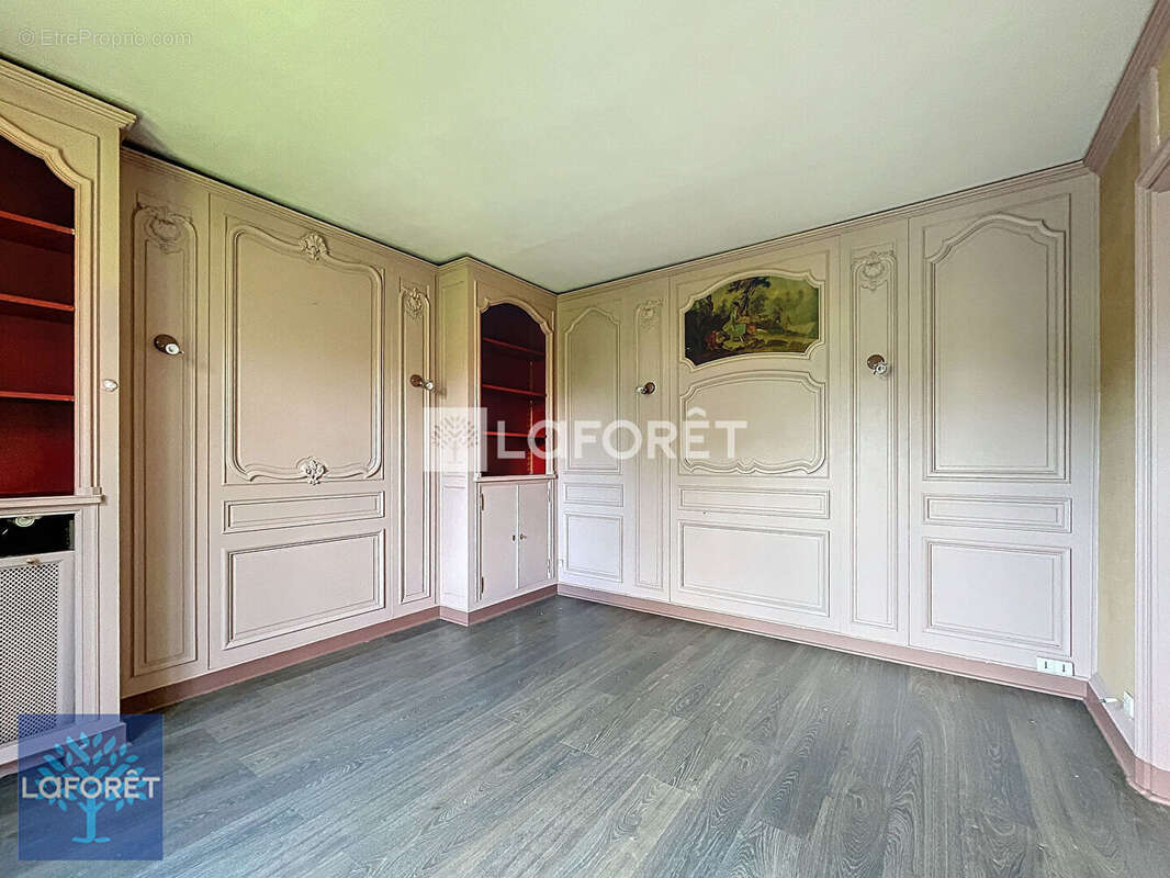 Maison à VIGNEUX-SUR-SEINE